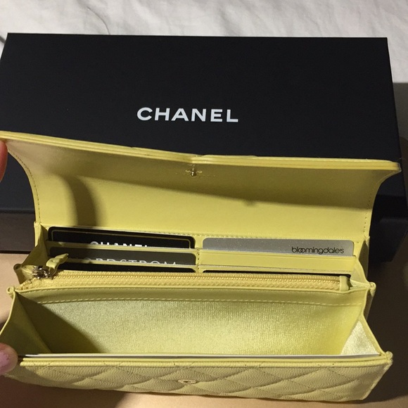 Wallet - Picture 2 of 3